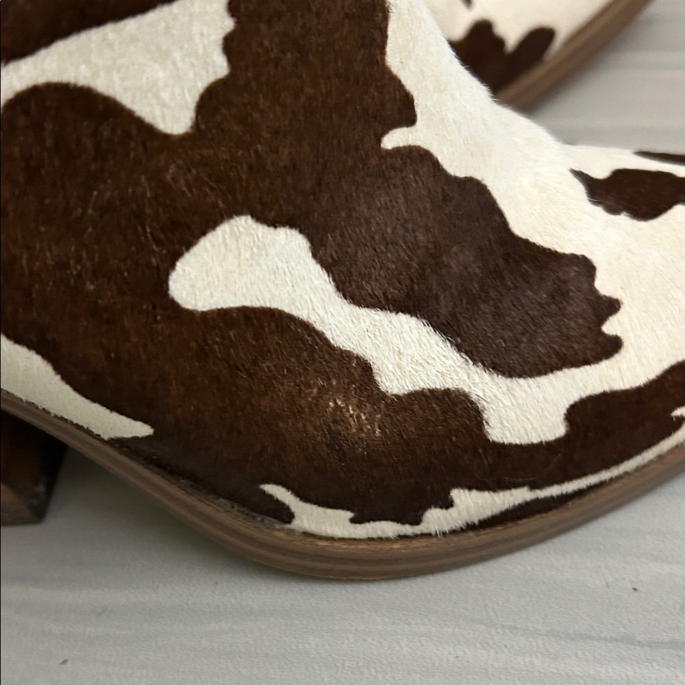 Steve Madden Brown and Cream Ankle Boots - Picture 6 of 12